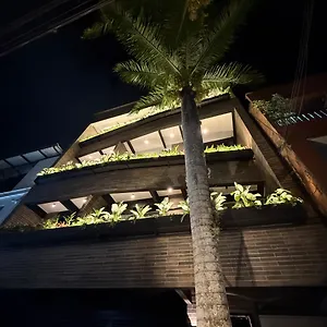 Foret Lofts Apartahotel