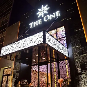 The One Boutique États-Unis