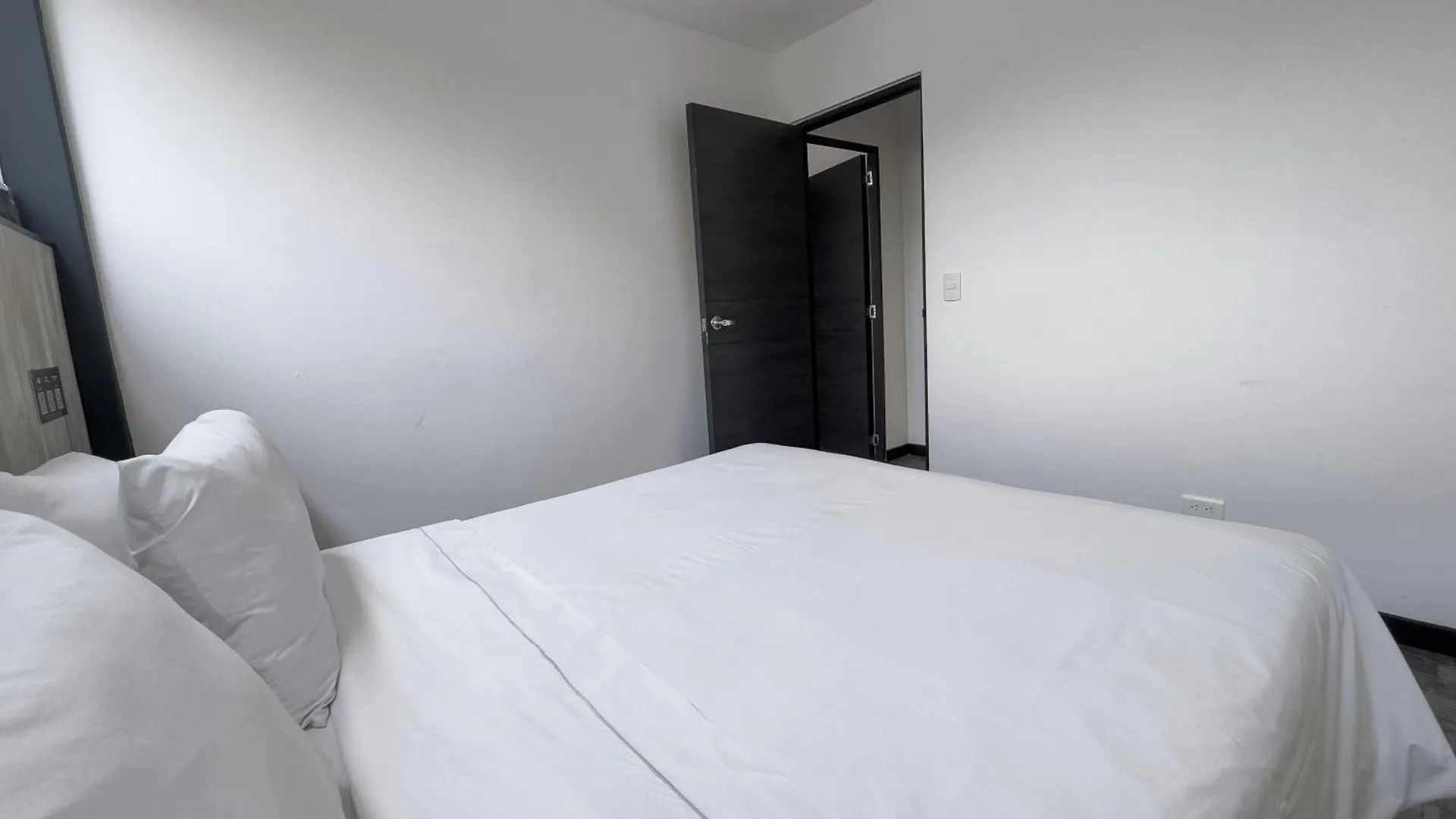 Provenza Lofts Aparthotel Medellin
