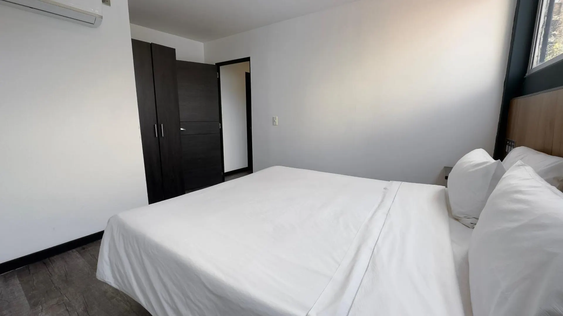 Provenza Lofts Aparthotel Medellin