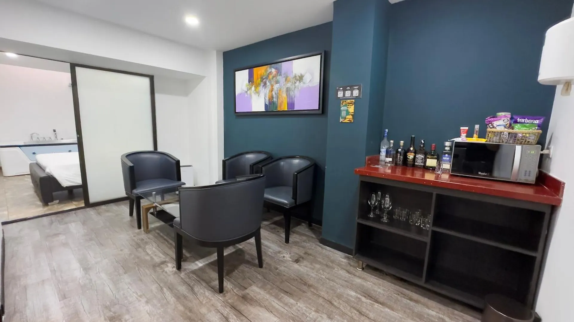 Provenza Lofts Aparthotel Medellin 3*,